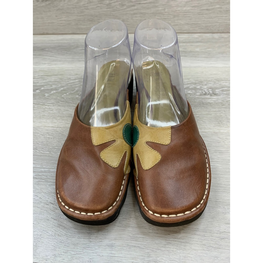 Indigo by Clarks Women's Sandals Brown Leather Floral Wedge Mules 7 Shoes